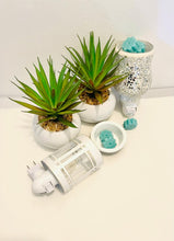 Load image into Gallery viewer, Iced Pineapple Wax Melts &amp; Clamshell Melts